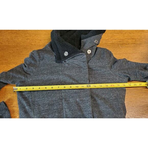 ALO Yoga Sherpa Lined Hooded Jacket Small Snap Front Gray Thumbholes Hoodie - Picture 6 of 8